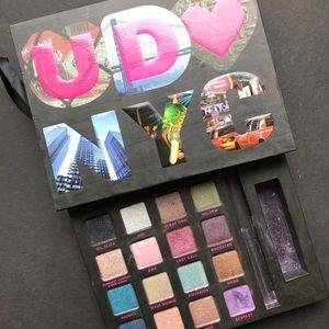 Urban Decay NYC Palette with bonus palette